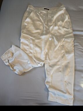 Banana Republic Cream Straight-Leg Dress Pants